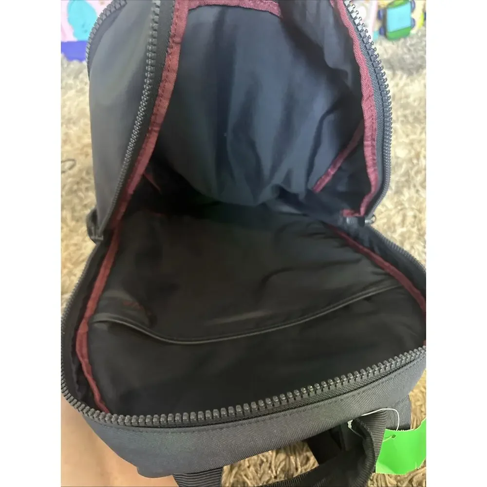 Away active backpack